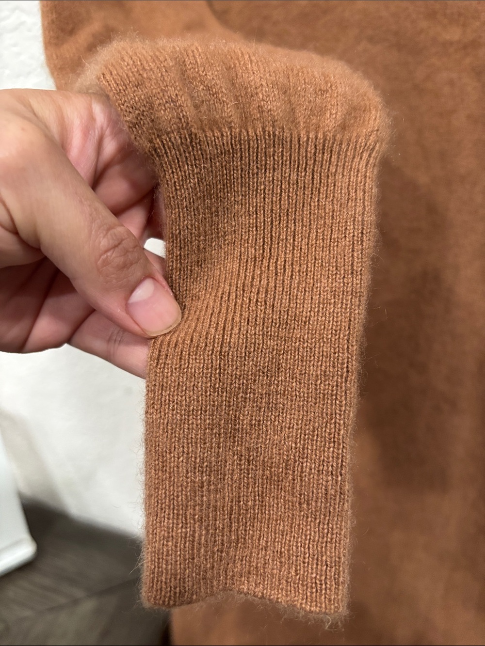 Neiman Marcus Cashmere Sweater - Camel Brown - Picture 4 of 9
